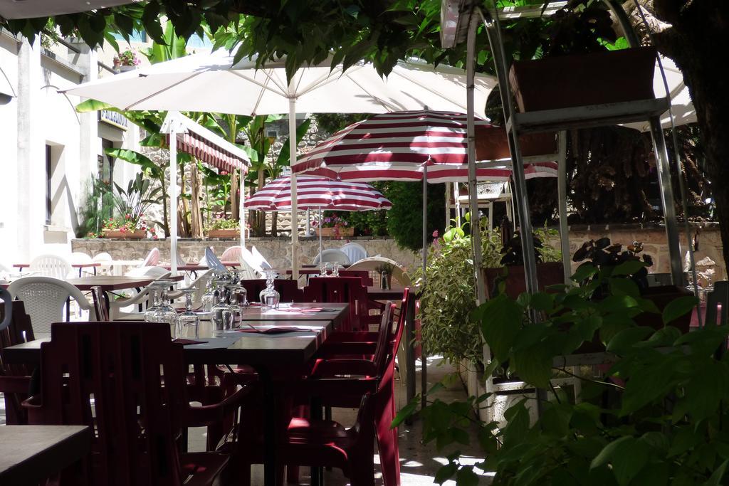 Hotel Du Lion D'Or Entraygues-sur-Truyère Kültér fotó